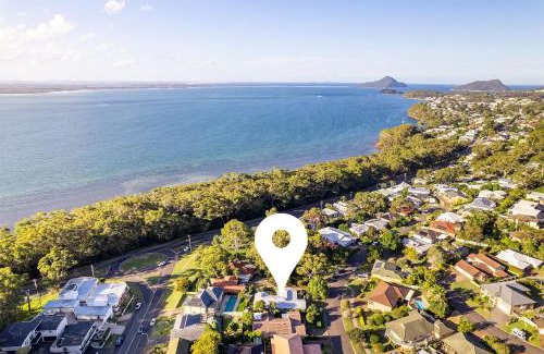 Corlette Maison | Celeste, 26 Bonito Street - Tranquil, Stylish & Pet friendly