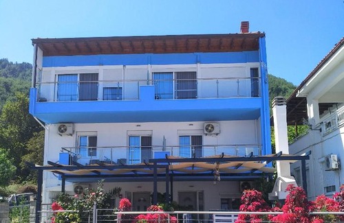 Chrisi Akti Appartement | Celeste Deluxe Apartments