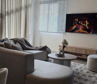 Sandown Appartement | Celestial Lux Boho Home