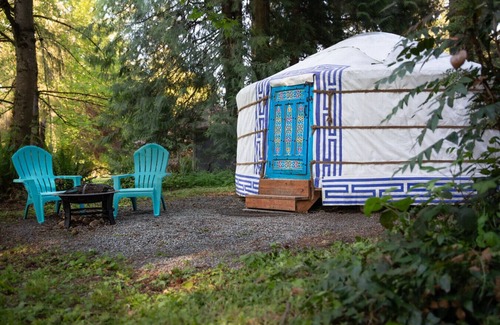 Buckley Location De VR | Celestial Yurt | Cedar Hot Tub | 1 hr to Skiing & Mt Rainier