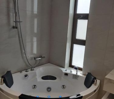 Al-Hofuf Chalet De Ski | Celia Chalet شاليهات سيليا