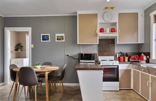 Scottsdale Maison | Celtic Cottage, central to Barnbougle & Derby MBT