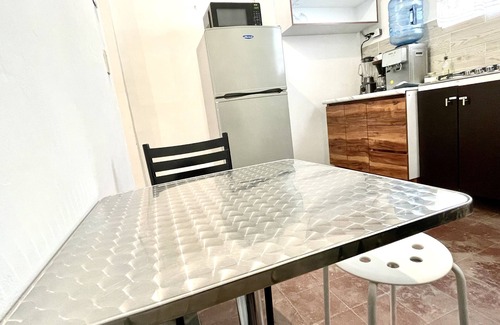 San Pablo de Los Frailes Appartement | Central Spacious, Clean Apartment 4-6 family & pet, Ideal for Family or Groups