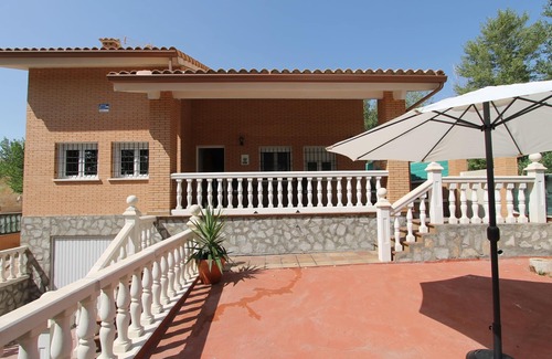 Sesena Maison | Maison de gazebo de la vallée