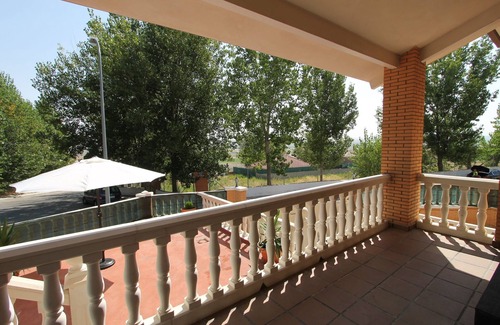 Sesena Maison | Maison de gazebo de la vallée