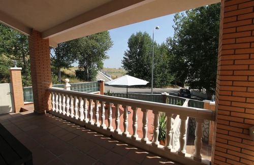 Sesena Maison | Maison de gazebo de la vallée