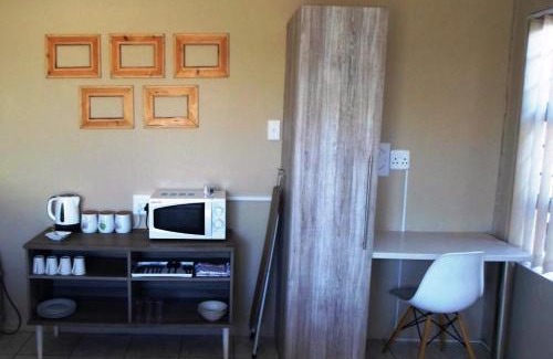 Nahoon Appartement | Cenikma Guest Suites - Couples Room