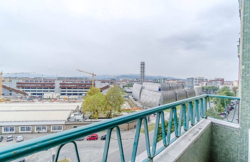Cenisia Appartement | Cenisia Roomy Apt x6- w/Balcony
