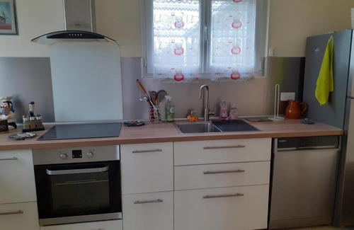 Villers-sur-Fere Maison | CENT UN.