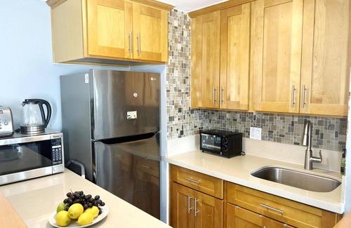 Waikiki Appartement | Center of Waikiki - 1 Bedroom 3 Queen Size Beds