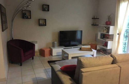 Pierrefonds Appartement | centre Pierrefonds superbe appartement au calme + parking
