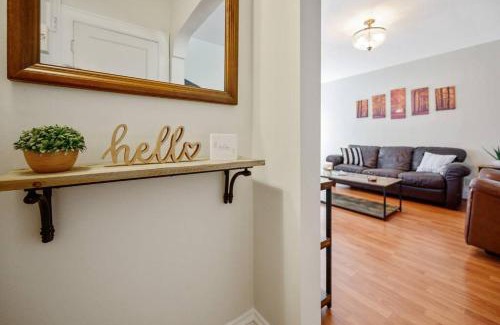 Apex Maison | Center St Retreat - 1 Block from Downtown!