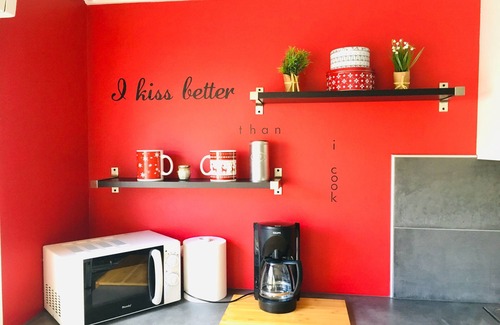 Saint-Remi Appartement | BedinReims Superbe 80m² 3chb +free park/wifi Ideal 4 adultes et 2 enfants