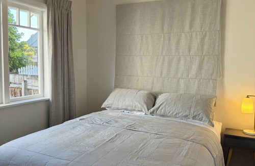 Lower Hutt Maison | Central 2 Bedroom Charmer on High