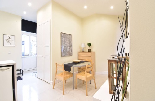 Losonci negyed Maison | Central 6 chambres / 5 salles de bains avec balcon