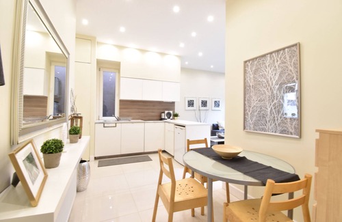 Losonci negyed Maison | Central 6 chambres / 5 salles de bains avec balcon