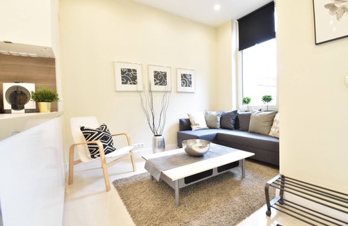 Losonci negyed Maison | Central 6 chambres / 5 salles de bains avec balcon