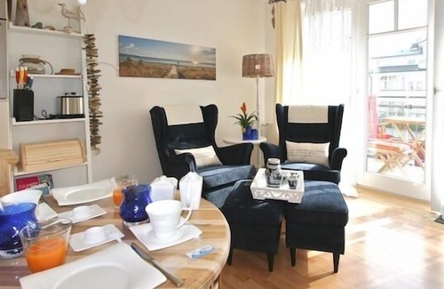 Binz Appartement | Central and quiet location, 30m to the beach, sunny balcony, incl. parking lot and WLAN