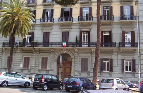 Chiaia Maison | Central Apartment 100 m from the sea "MERGELLINA"
