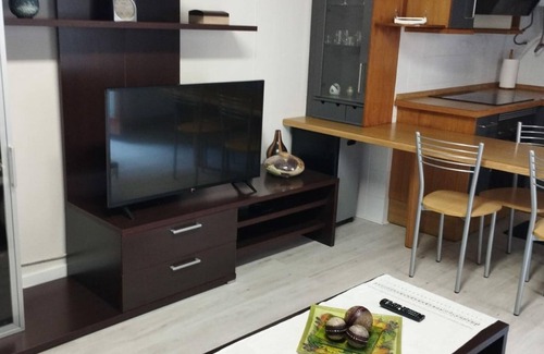 Jaca Appartement | Charmant T3 en Plein Centre de Jaca - 4 Pers, Parking Inclus
