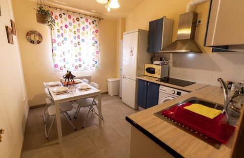 Genil Appartement | « Appartement Central à Grenade » avec Terrasse Partagée, Wi-Fi et Climatisation
