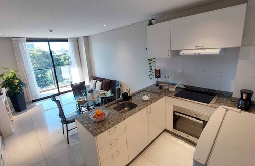 Encarnacion Appartement | Central apartment with pool near the beach in San Jose