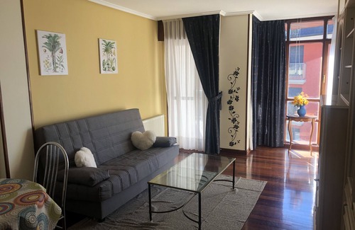 Colindres Appartement | Central apartment with two terraces next to Laredo and its beaches