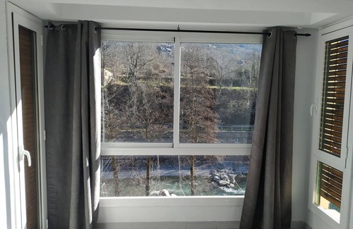 Sort Copropriété | Appartement central avec vue sur la rivière
