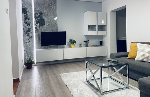 Old City Appartement | Central Apartments - just 600 metres of Old town, free parking.