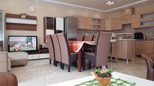 Gyula Appartement | Central-Aqua Apartman