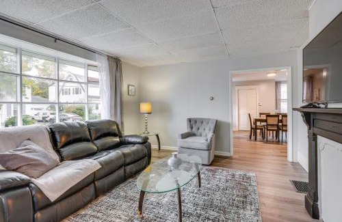 Auburn Appartement | Central Auburn Apartment with Porch Pets Welcome!