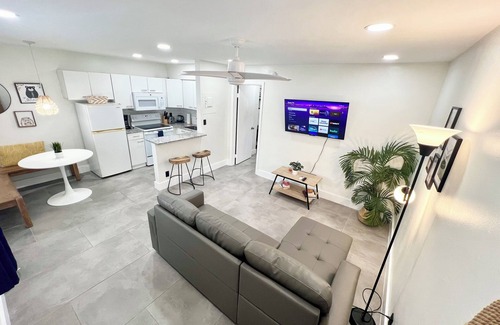 Lake Ridge Appartement | Beautiful, Spacious & Central 1Br/1Bath in Lake Ridge