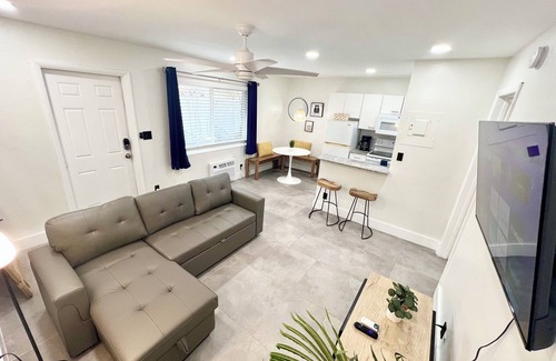 Lake Ridge Appartement | Beautiful, Spacious & Central 1Br/1Bath in Lake Ridge