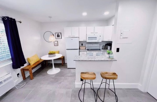 Lake Ridge Appartement | Beautiful, Spacious & Central 1Br/1Bath in Lake Ridge
