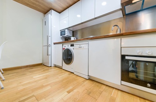 Ensanche Centro Appartement | Central bright and cozy penthouse for 4 people