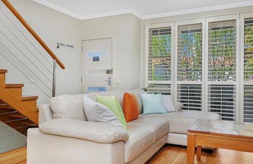 Chatswood Appartement | Central Chatswood 2-Level Garden View & 3B2B