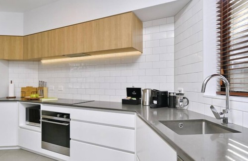 Christchurch City Centre Maison | Salisbury St Apartment 1 - Salisbury Apartment 1: Spacious two bedroom apartment