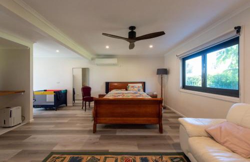 Tumbi Umbi Maison | Central Coast-Spacious House 5 minutes drive to beach