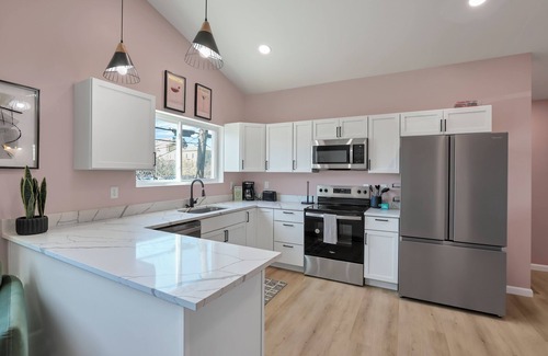 Olde Towne East Maison | Central Columbus -1BR Cozy Retreat -Old Towne East