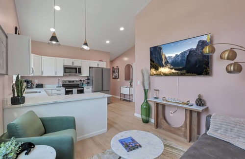 Olde Towne East Maison | Central Columbus -1BR Cozy Retreat -Old Towne East
