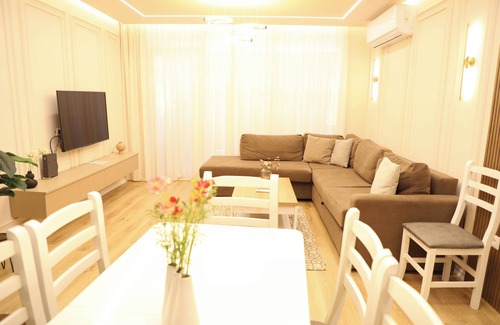 Tirana Appartement | Central Continental Apartment (Duplex)