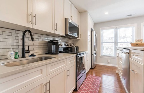 Pleasant Plains Appartement | Central Convenient Home | Free Parking #DCottage