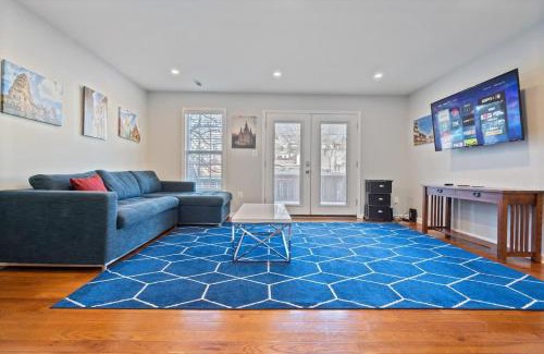 Columbia Heights Maison | Central Convenient Home with Free Parking #DCottage
