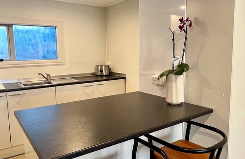 Greerton Appartement | Central Cozy Self-contained Space