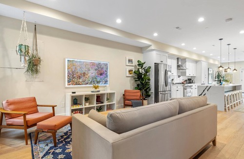 Park View Maison | Central DC 5-BR Townhome - Walk to METRO-rail