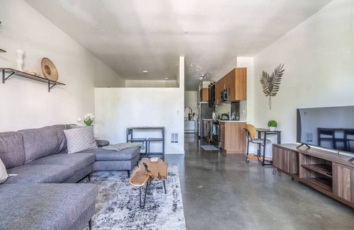 Mann Appartement | Central District 1 bd apartment