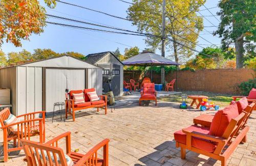 Elmont Maison | Central Elmont Studio with Great Outdoor Space!