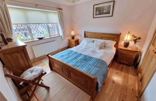 Ennis Maison | Central Ennis home