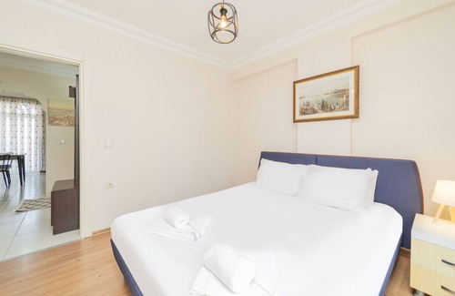 Antalya City Centre Appartement | Central Flat w Balcony 10 min to MarkAntalya Mall