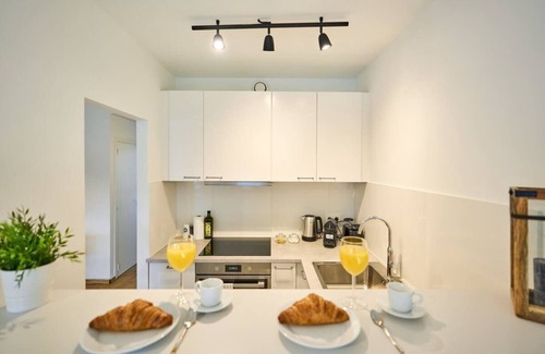 Lower Town Appartement | Central Grand Place Escape 6
